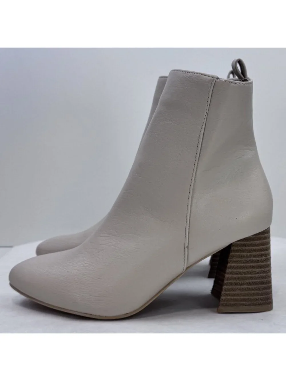 Ccocci Ankle Boots Womens 7 Cream Faux Leather Colleen Block Heels Zip Bootie
